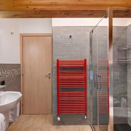 Ginepro Apartament Madesimo